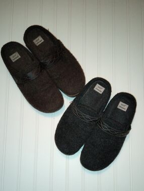 Earth Origins Felt Slip-Ons - Brown & Black / Size 8 1/2